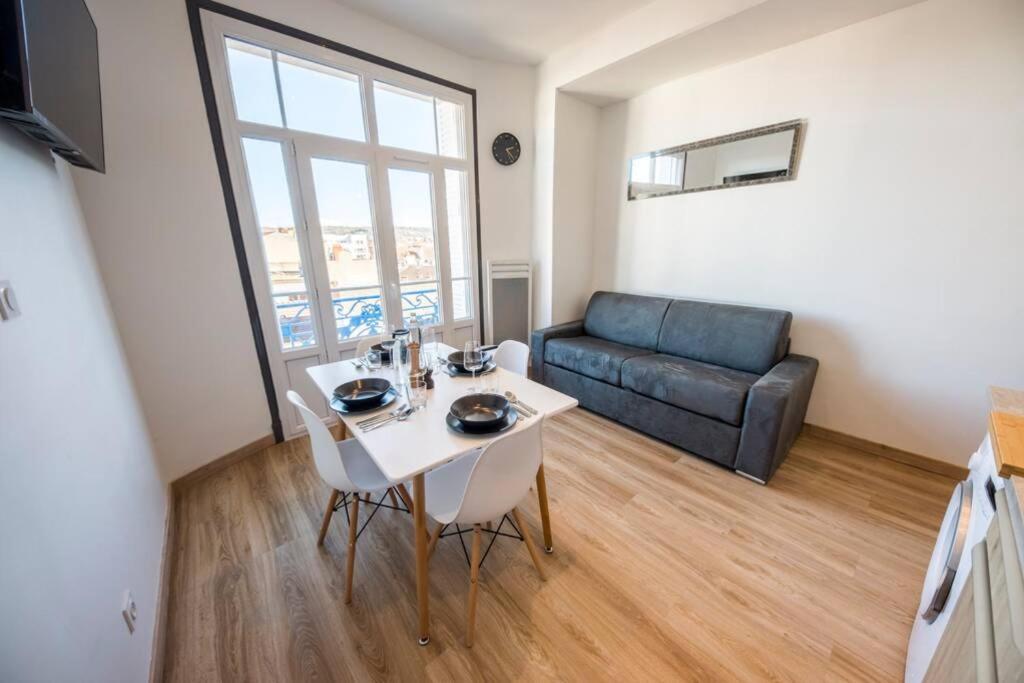 Le Sequoia Appart' Pour 4 Au Coeur De Ville Vichy Exteriör bild